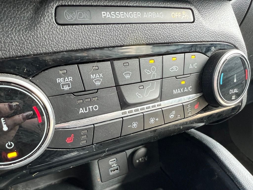 2022 Ford Escape SE