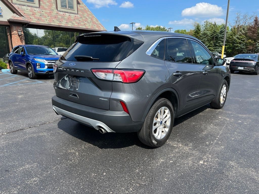 2022 Ford Escape SE