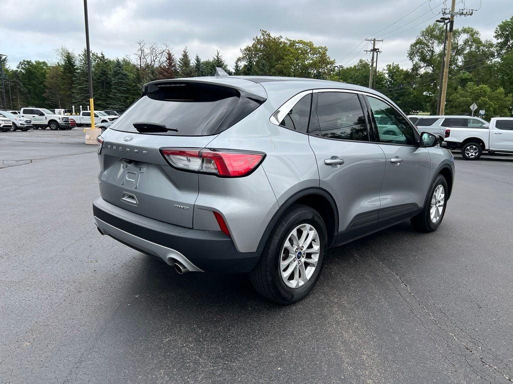 2022 Ford Escape SE