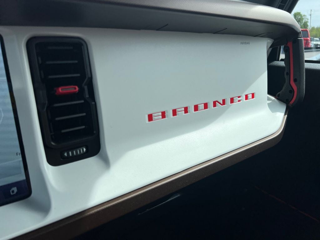 2024 Ford Bronco Heritage Limited Edition