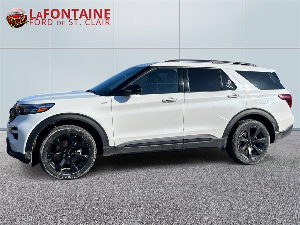 2023 Ford Explorer ST-Line