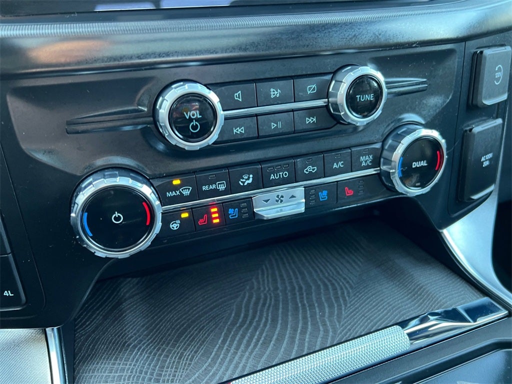 2022 Ford F-150 Platinum