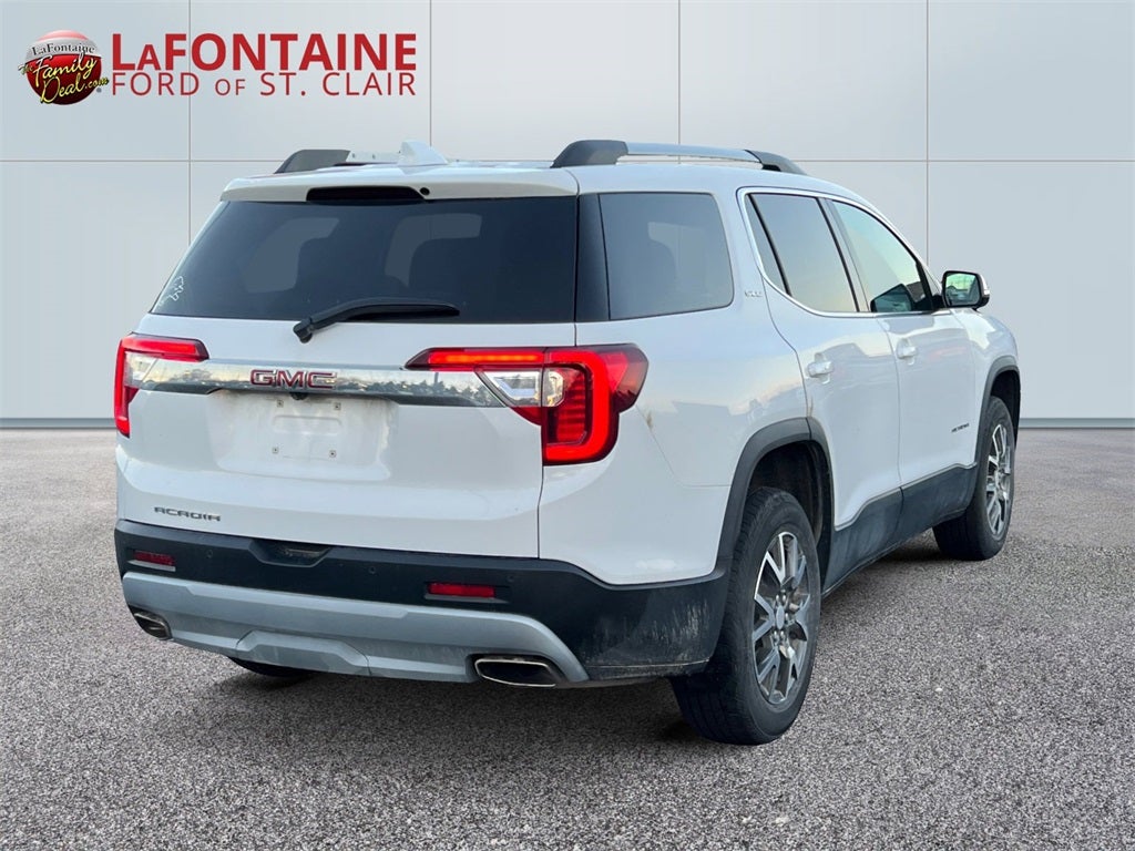 2022 GMC Acadia SLE