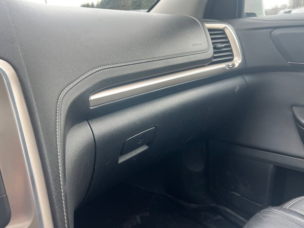 2016 GMC Acadia Denali