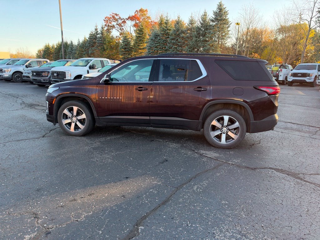 2023 Chevrolet Traverse LT Leather