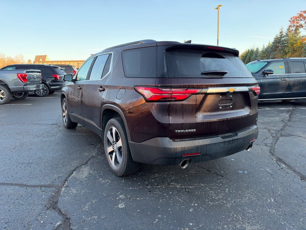 2023 Chevrolet Traverse LT Leather