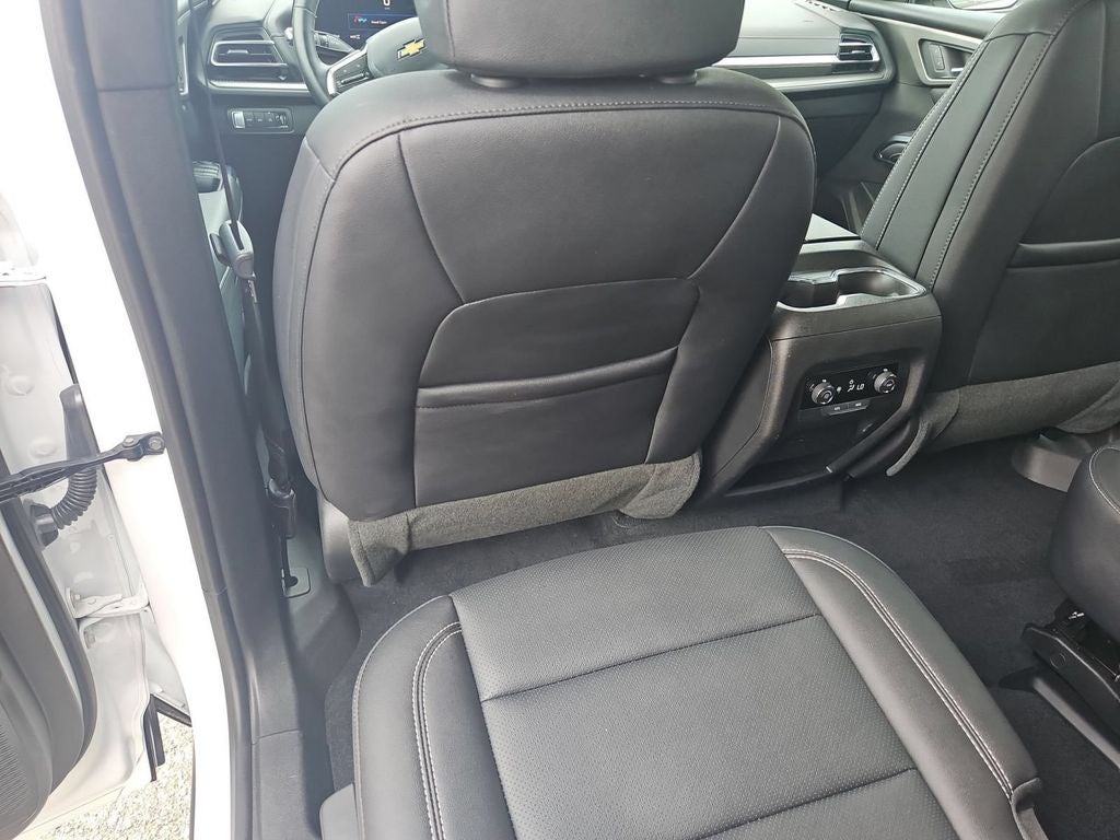 2025 Chevrolet Traverse LT 2LT