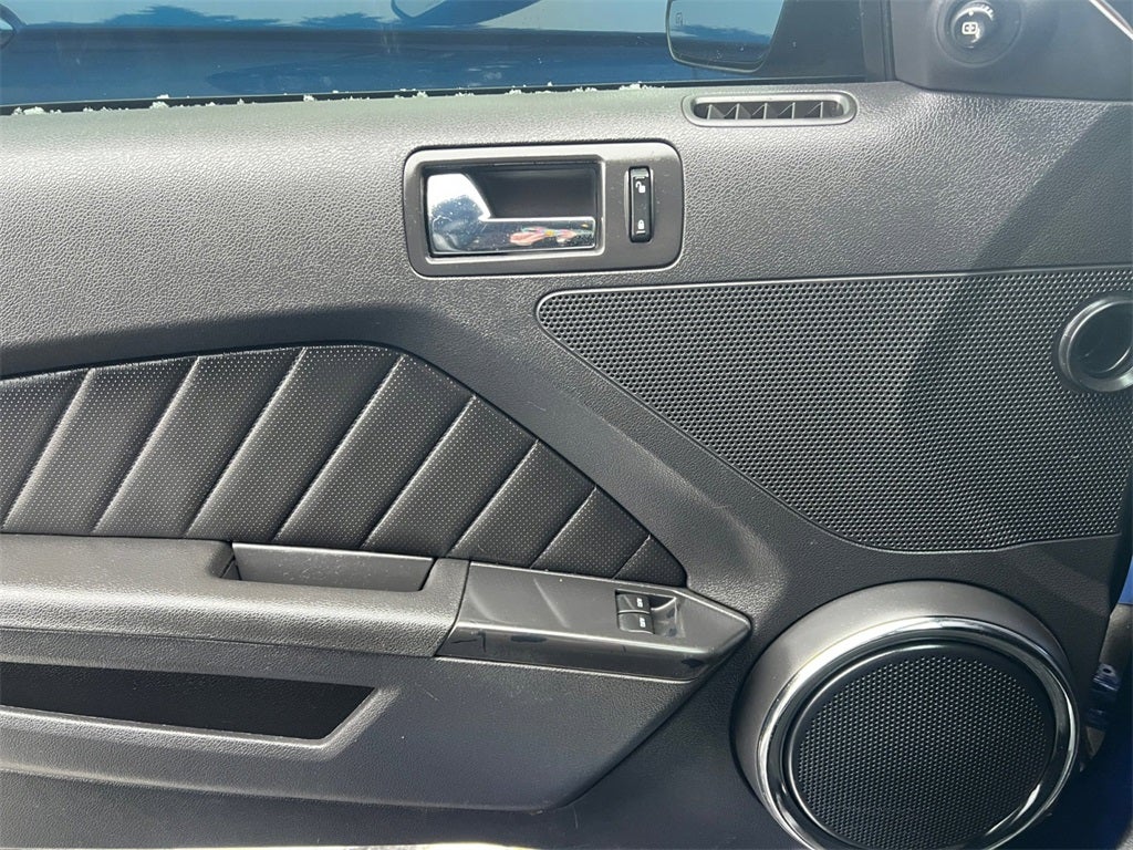 2014 Ford Mustang V6 Premium