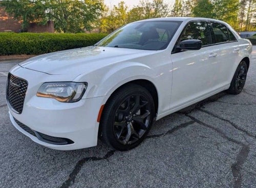2022 Chrysler 300 Touring