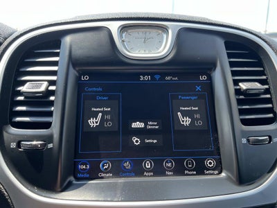 2022 Chrysler 300 Touring