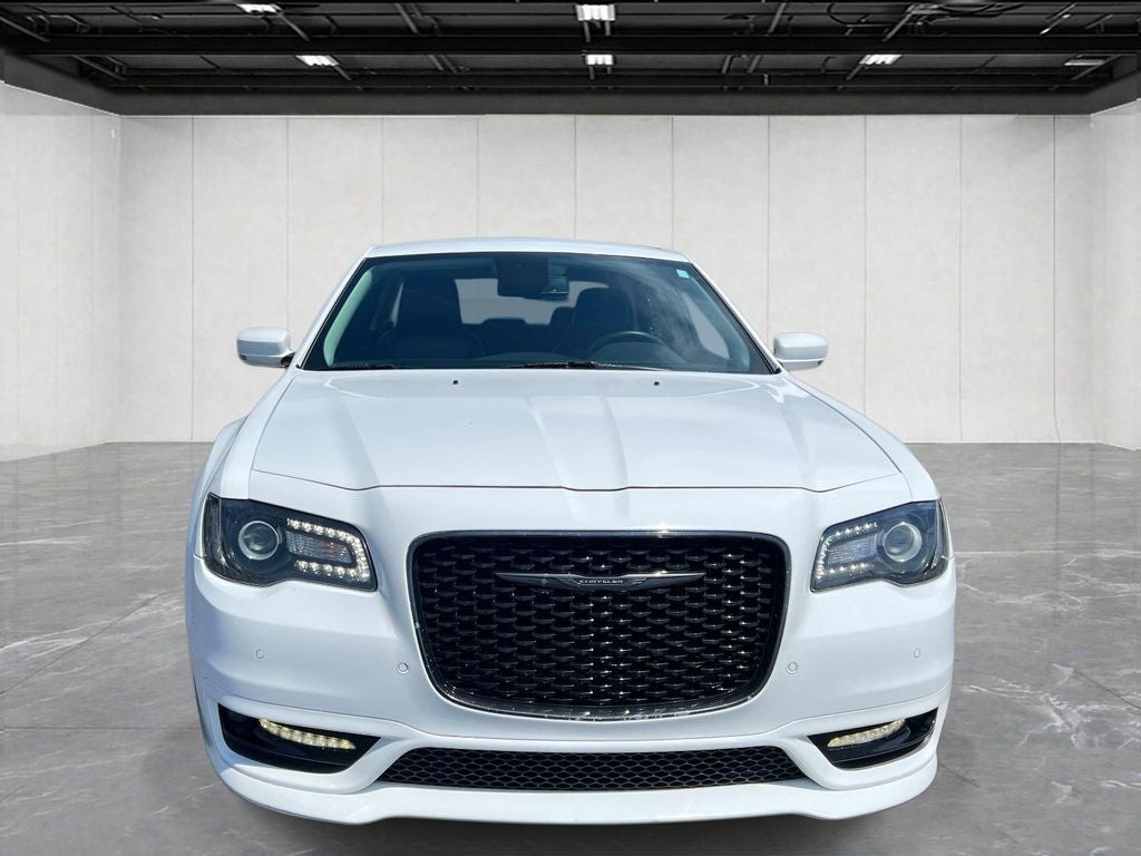 2022 Chrysler 300 Touring