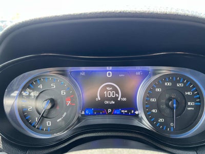 2022 Chrysler 300 Touring