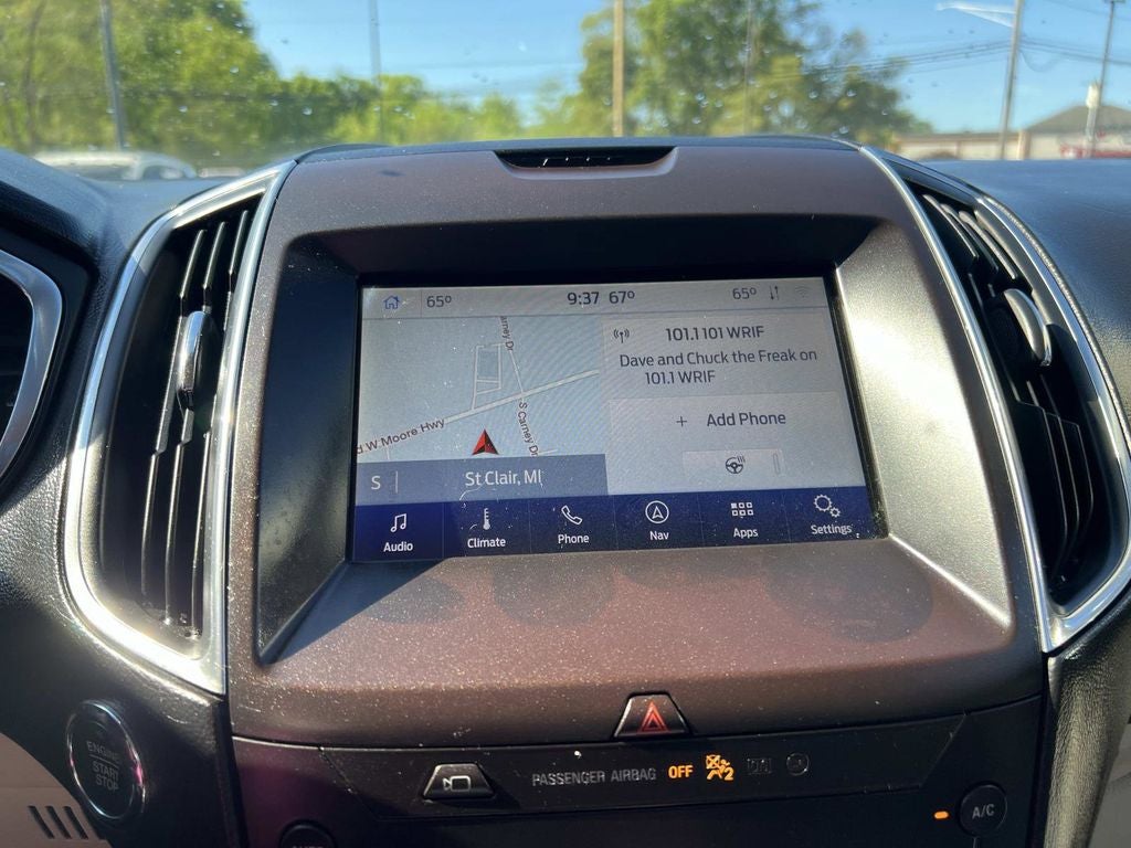 2020 Ford Edge Titanium