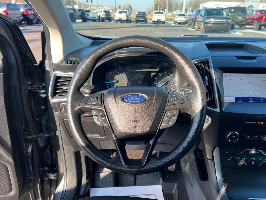 2020 Ford Edge SE