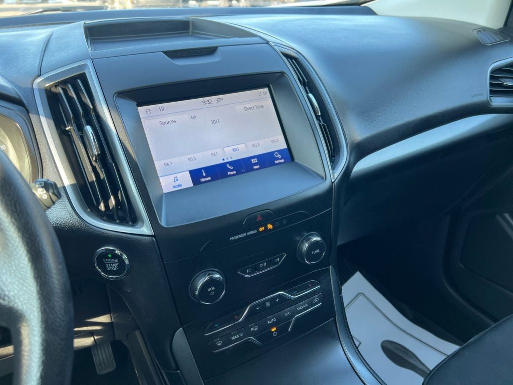 2020 Ford Edge SE