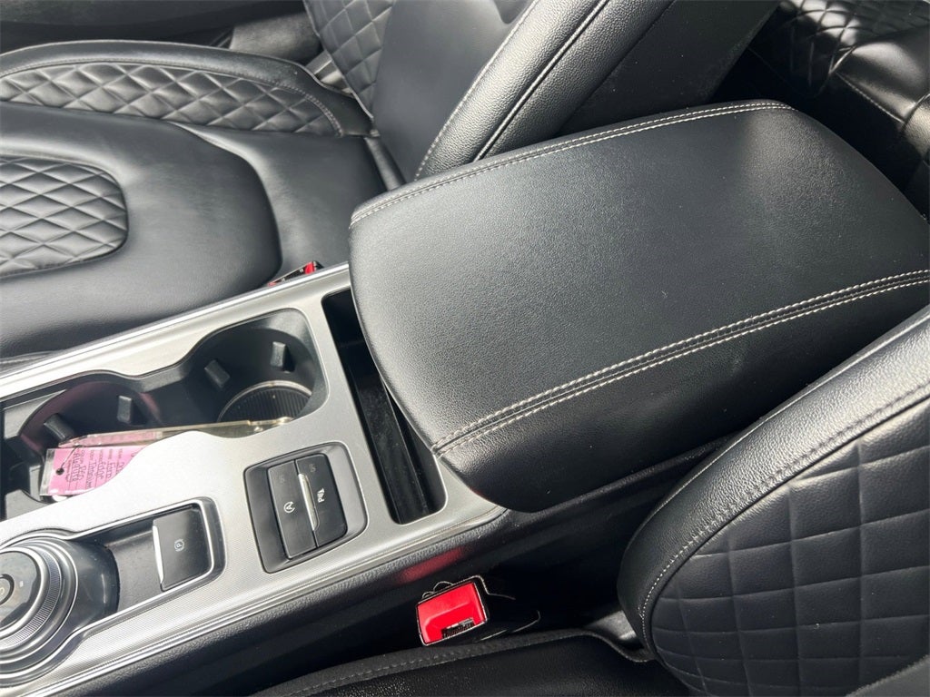 2024 Ford Edge Titanium