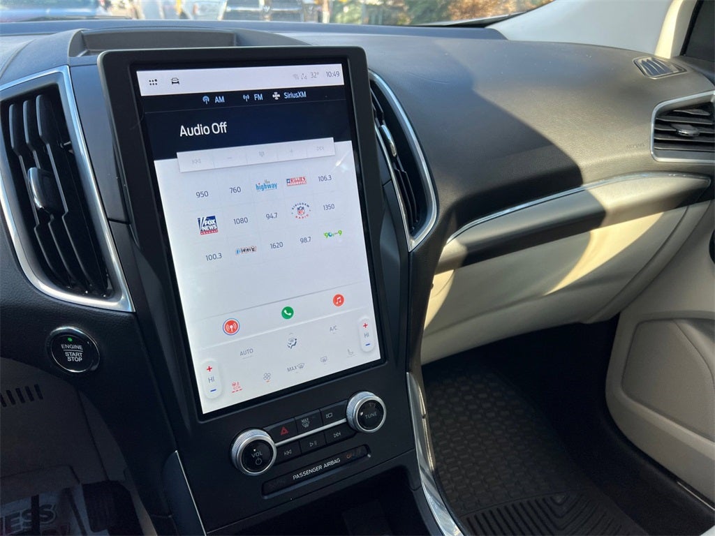 2022 Ford Edge Titanium