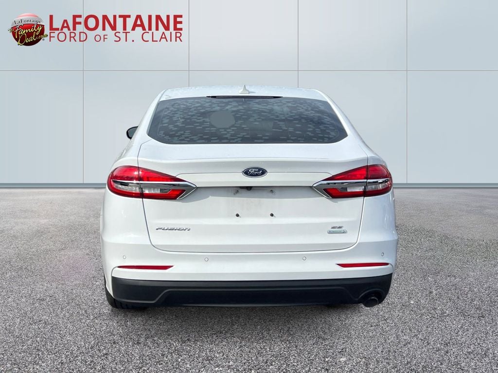 2020 Ford Fusion SE