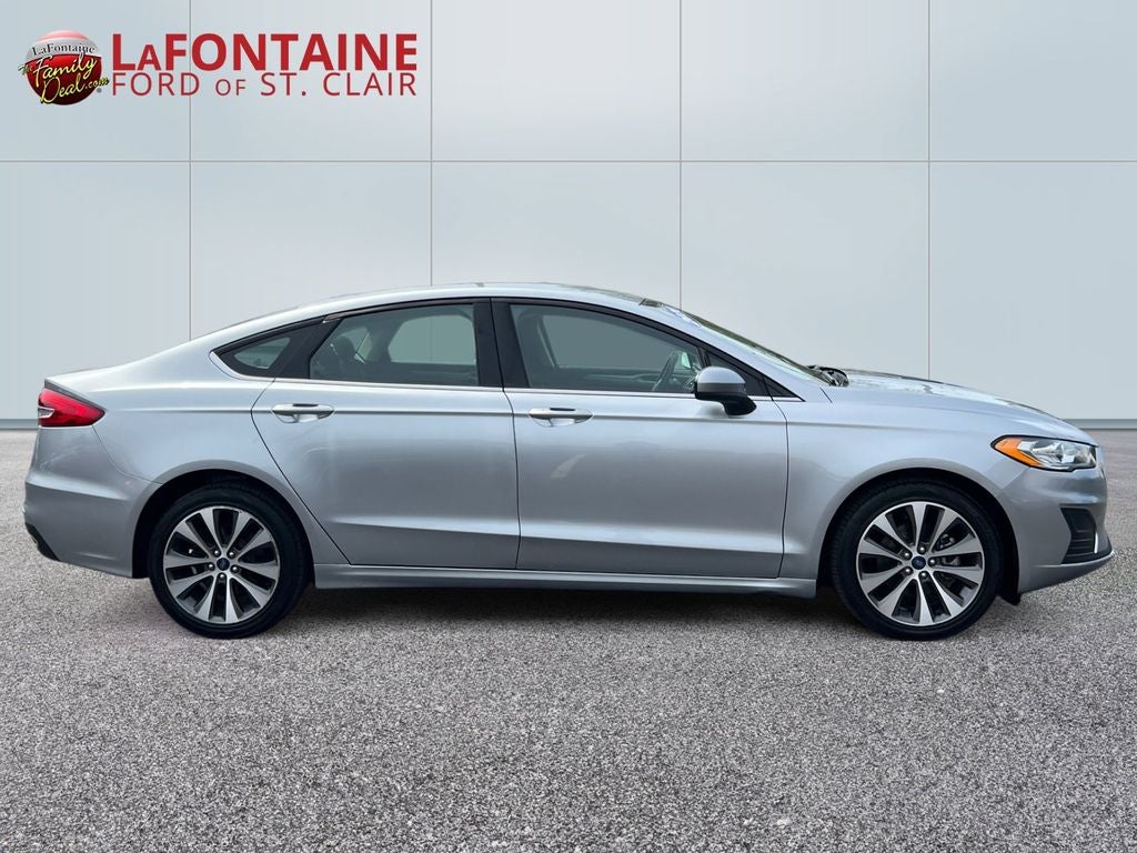 2020 Ford Fusion SE