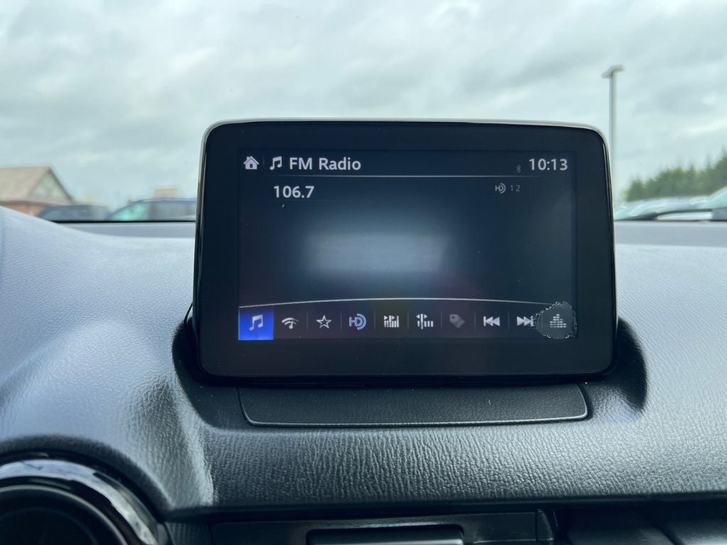 2019 Toyota Yaris LE