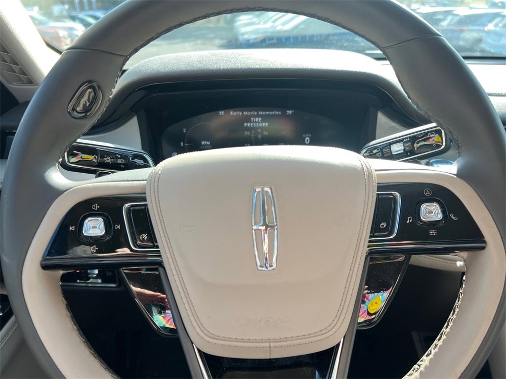 2023 Lincoln Aviator Standard