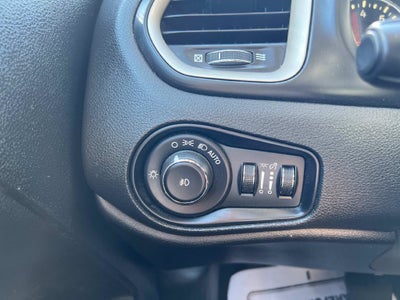 2016 Jeep Renegade Latitude 75th Anniversary Edition