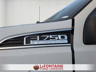 2025 Ford F-750SD Base XL