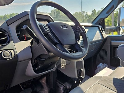 2025 Ford F-750SD Base XL