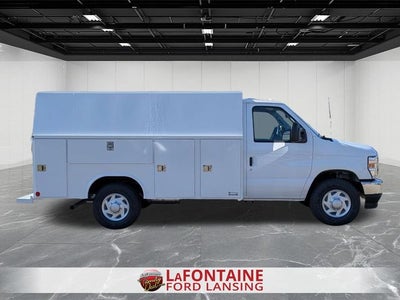 2027 Ford E-350SD Base Cutaway