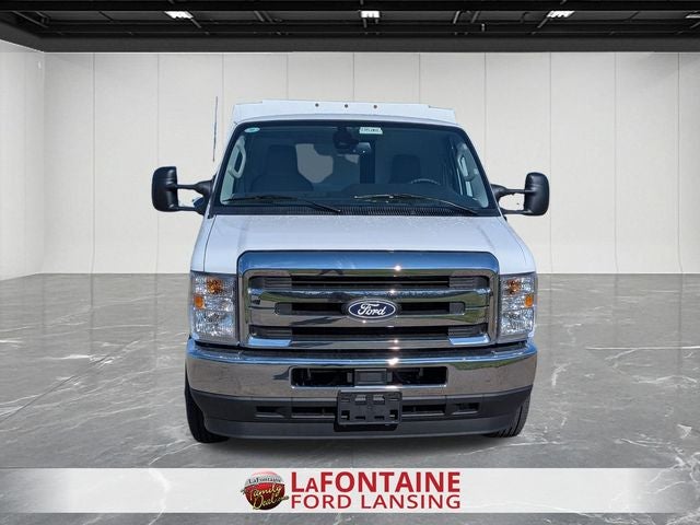 2027 Ford E-350SD Base Cutaway