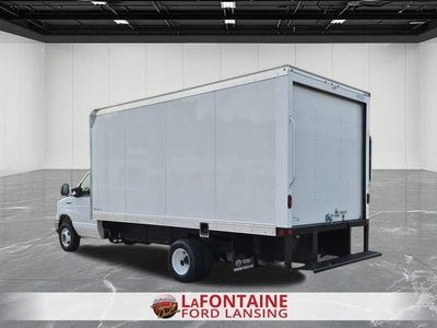 2027 Ford E-450SD Base