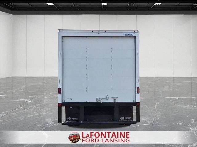 2027 Ford E-450SD Base