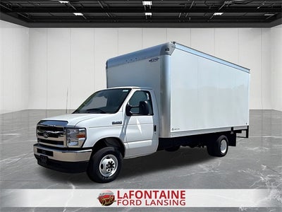 2026 Ford E-450SD Base