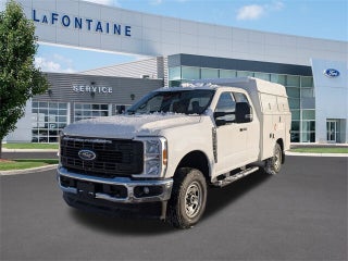 2025 Ford F-250SD XL 8' READING ENCLOSED SERVICE BODY