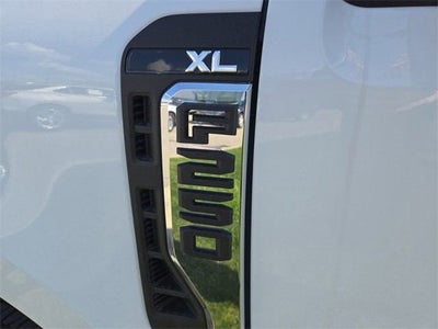 2025 Ford F-250SD XL 8' SERVICE BODY