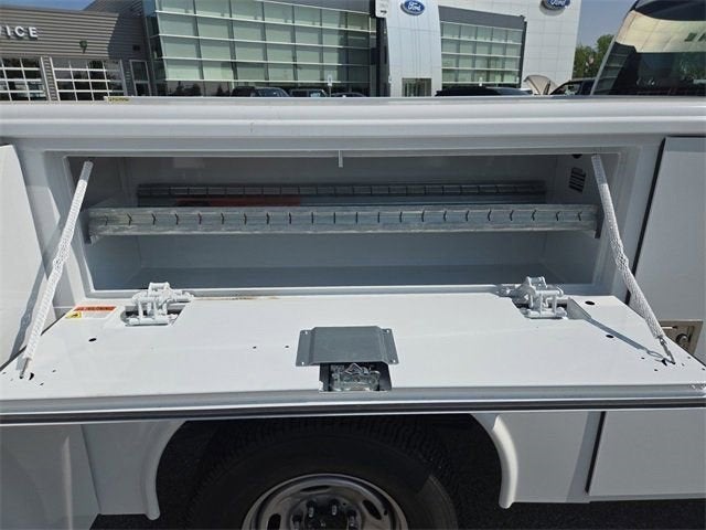 2025 Ford F-250SD XL 8' SERVICE BODY