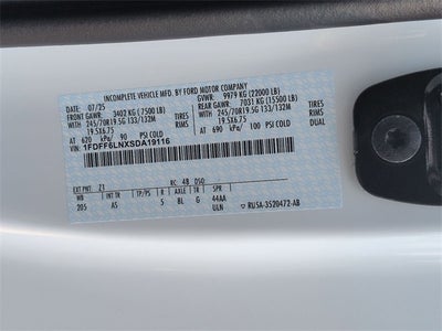 2025 Ford F-600SD XL