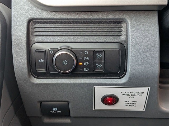 2025 Ford F-600SD 13' Knapheide KMT1 30' 8630 Stellar crane