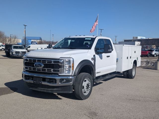 2026 Ford F-550SD DRW