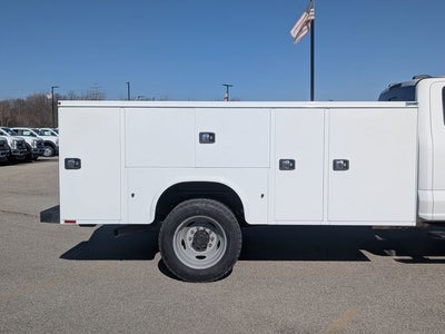 2026 Ford F-550SD DRW