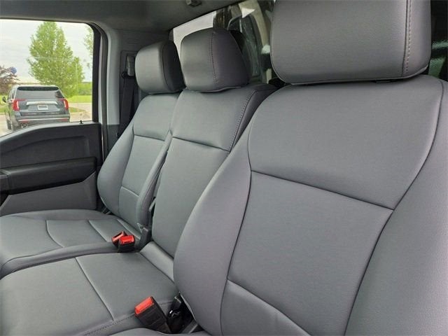 2025 Ford F-450SD XL 12' READING LANDSCAPER WITH TARP