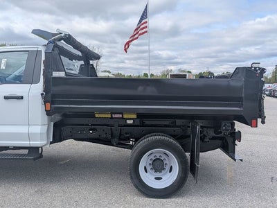 2025 Ford F-550SD DRW