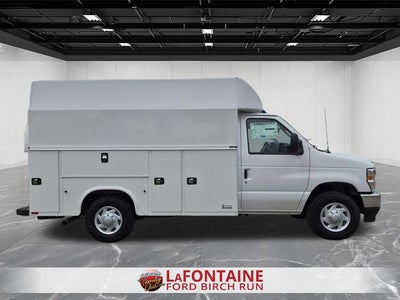 2027 Ford E-350SD Base Cutaway
