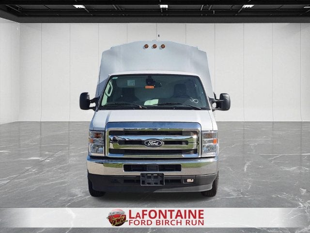2026 Ford E-350SD Base Cutaway