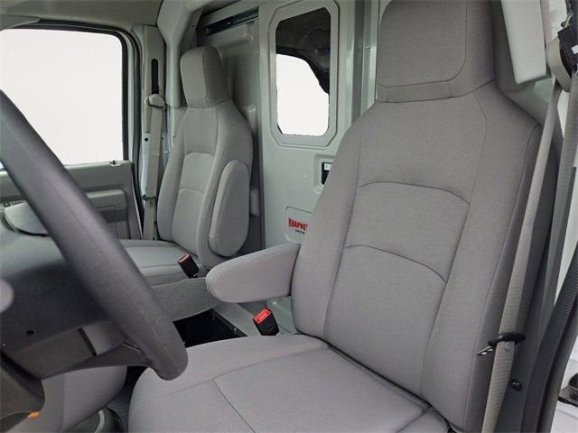 2026 Ford E-350SD Base Cutaway