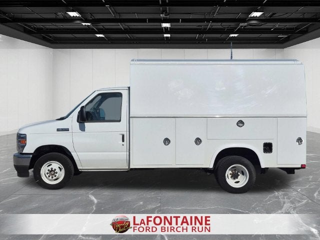 2026 Ford E-350SD Base Cutaway