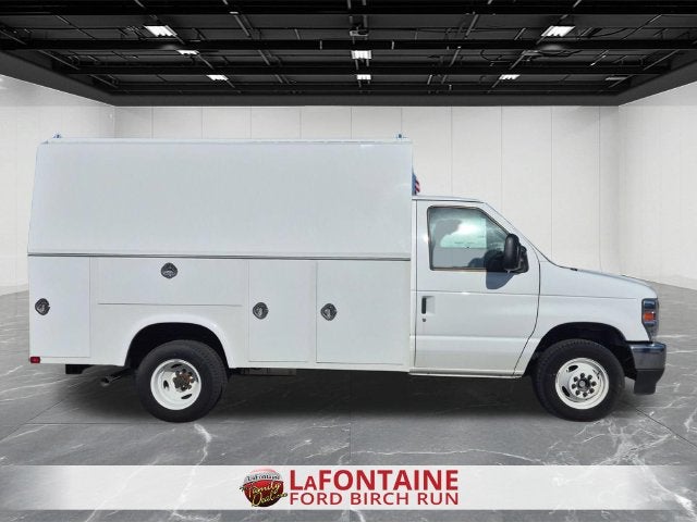 2026 Ford E-350SD Base Cutaway