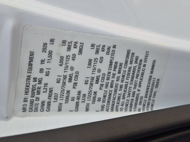 2027 Ford E-350SD Base ENCLOSED SERVICE BODY