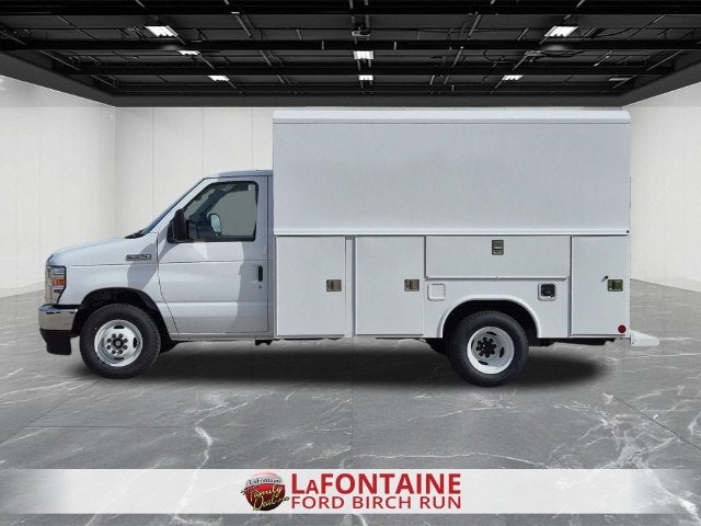 2027 Ford E-350SD Base ENCLOSED SERVICE BODY