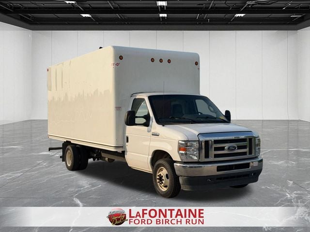 2021 Ford E-450SD Base DRW